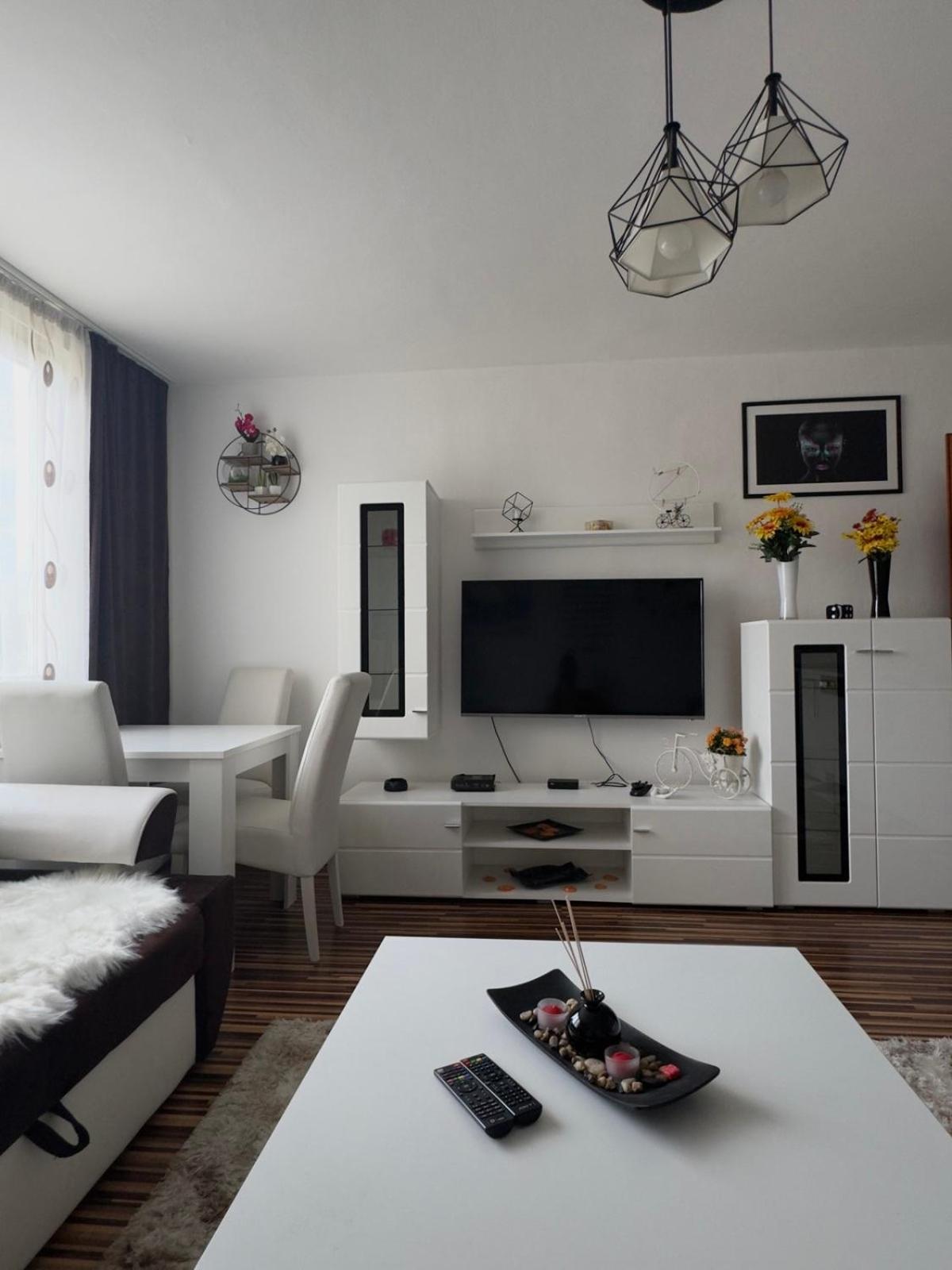 Izdavanje Apartmana Bulic * Sarajevo